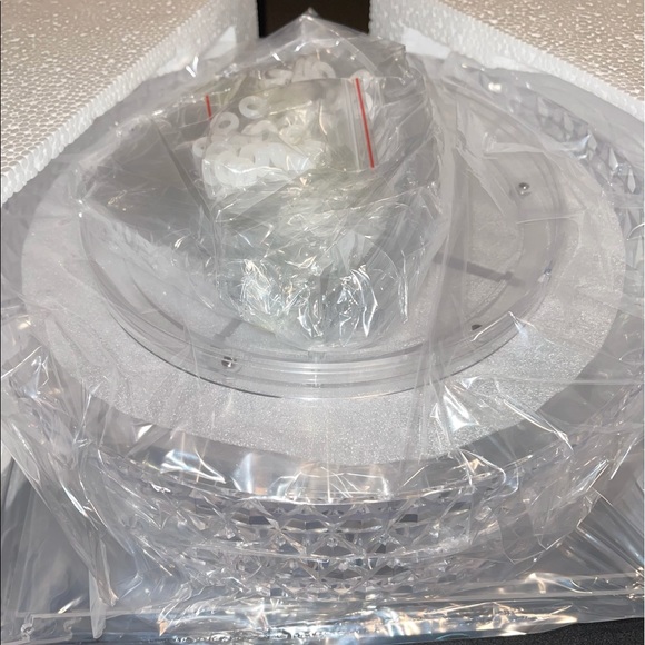 🆕 Cosmetic Storage Organizer - Picture 8 of 13